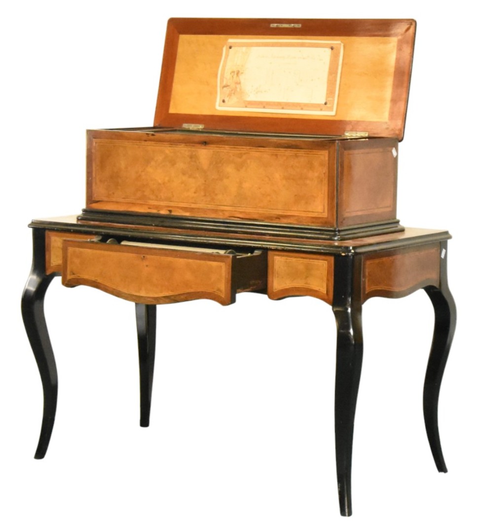 The Sublime Harmony orchestral music box that sold for £7,500. Halls